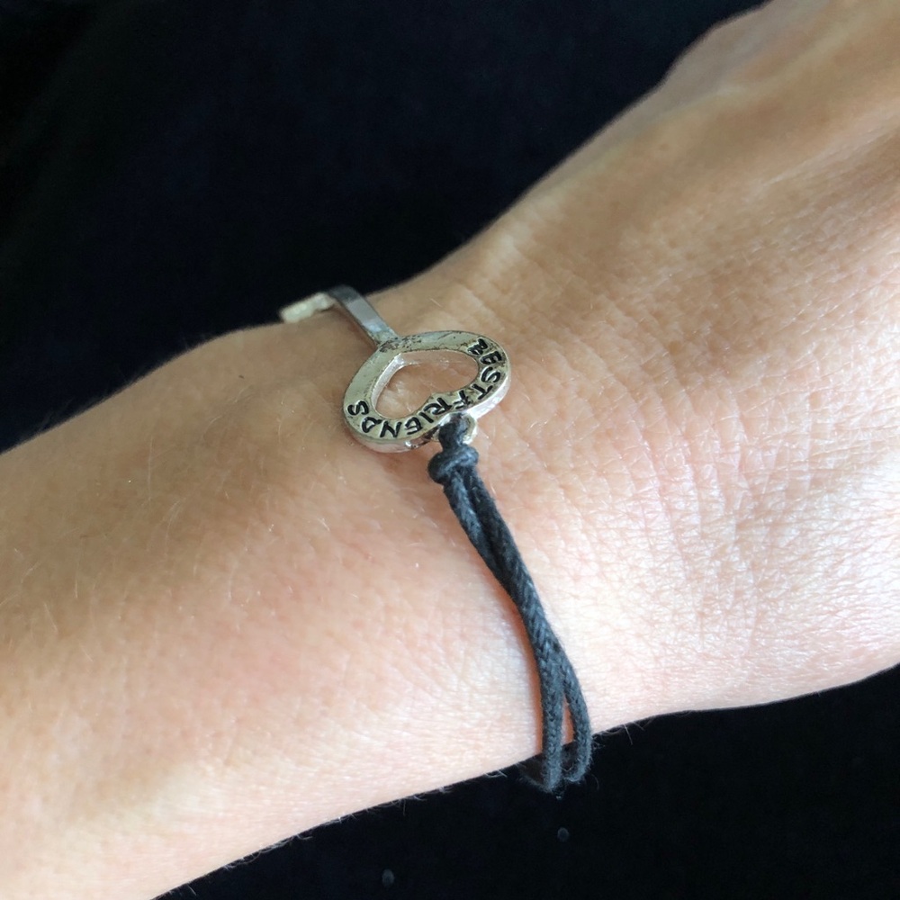 Vintage Claire’s Best Friends Silver Tone Key Friendship Bracelet - Picture 2 of 8